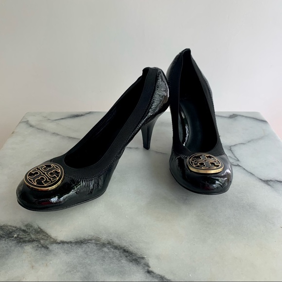 Tory Burch Black Patent Leather mid heel round toe shoe with original box - Picture 2 of 7